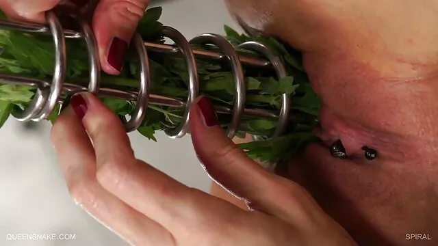 XXX geen registratie  Dorpskinderen die lange benen neuken jong hamster fri porno in het veld