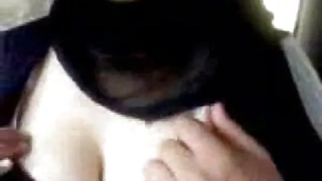 XXX geen registratie  Roodharig beest geniet video porno cu negri van zwarte pik