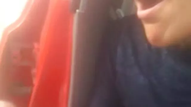 XXX geen registratie  Gespierde man maakt filme porno xxxn zijn vriendin zo comfortabel mogelijk