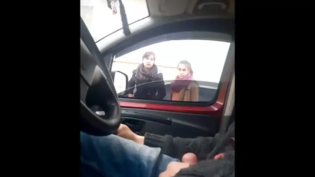 XXX geen registratie  Ze schoot met een verborgen camera terwijl ze neuktube een meisje met krullend haar neukte met een grote kont thuis.
