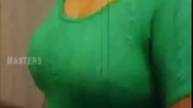 XXX geen registratie  Mensen geven filmulete secxi een brunette en een grote blonde lul