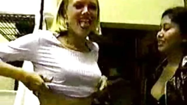XXX geen registratie  Man x videos pornos free plagen en blond neuken met kleine borsten
