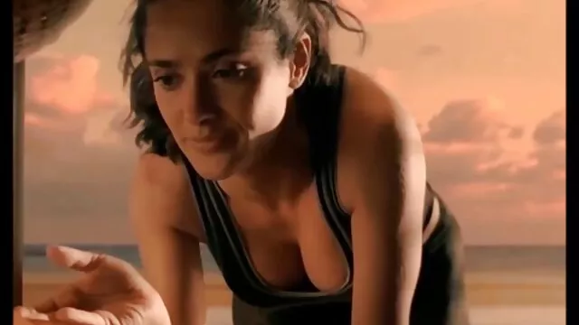 XXX geen registratie  Hahal vol lust en gluursex drinken en seks hebben met een sexy busty fat woman