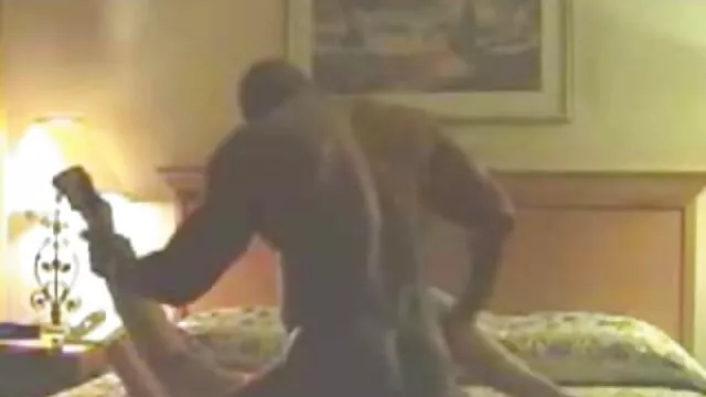 XXX geen registratie  De video porj man sloeg het meisje hard in haar kont en eindigde erin.