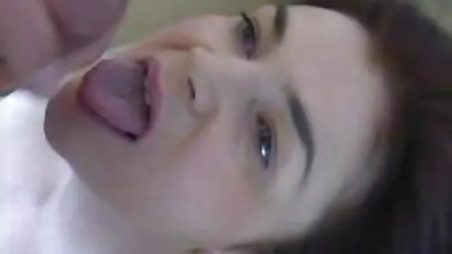 XXX geen registratie  Onverzadigbare brunette trut . filme porno fri