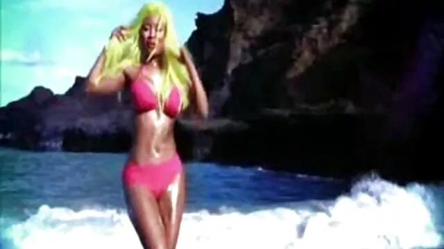 XXX geen registratie  Big frame strandsexfilm big ass under fat cock