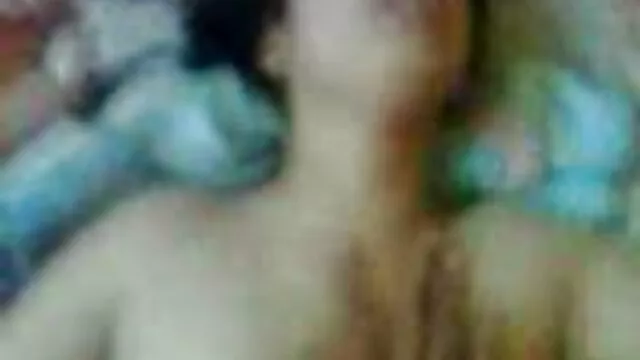 XXX geen registratie  Klein Aziatisch orgasme op pula xnxx penis kale mannen